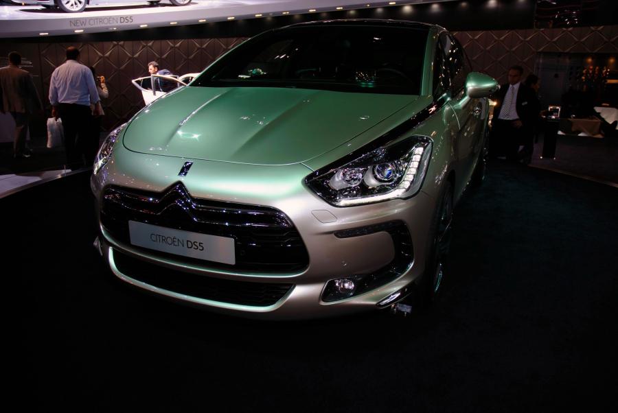  Citroen DS5 2012 года  (фото 131 из 182)